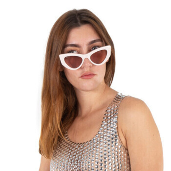 Gucci Accessories - NEW WITH TAGS Gucci Red Cat Eye Ladies Sunglasses GG1565S 003 52